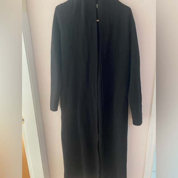 Aritzia Babaton Kirby Sweater - Picture 3 of 8